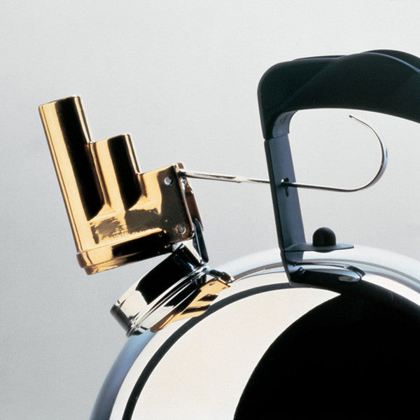 9091 KETTLE BY ALESSI - Luxxdesign.com