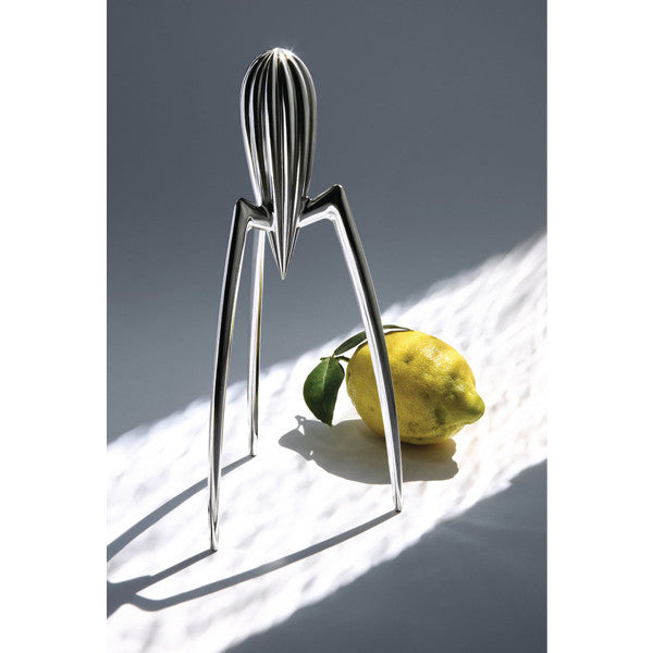 JUICY SALIF CITRUS SQUEEZER BY ALESSI - Luxxdesign.com - 2