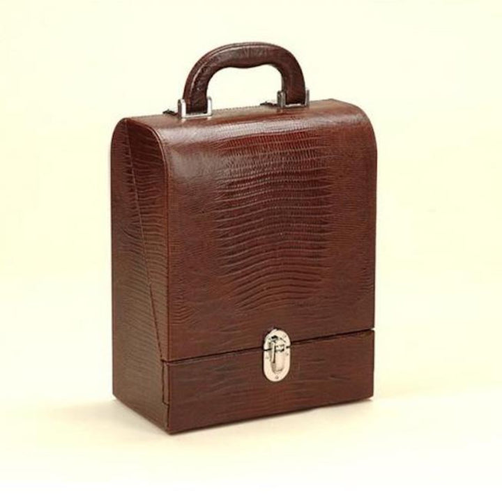 Texas Poker game closed leather box. Renzo Romagnoli design. Buy in luxxdesign.com