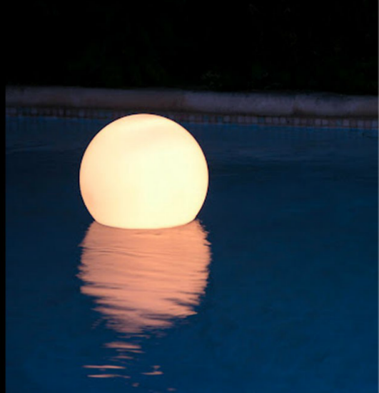 ACQUA GLOBO FLOATING LIGHT BY SLIDE - Luxxdesign.com