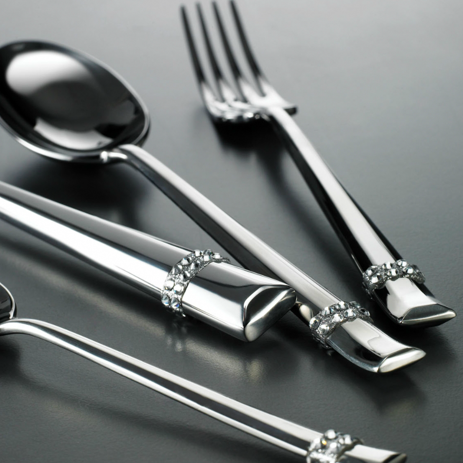 DUETTO SWAROVSKI® 24-PIECE CUTLERY SET BY CASA BUGATTI - Luxxdesign.com